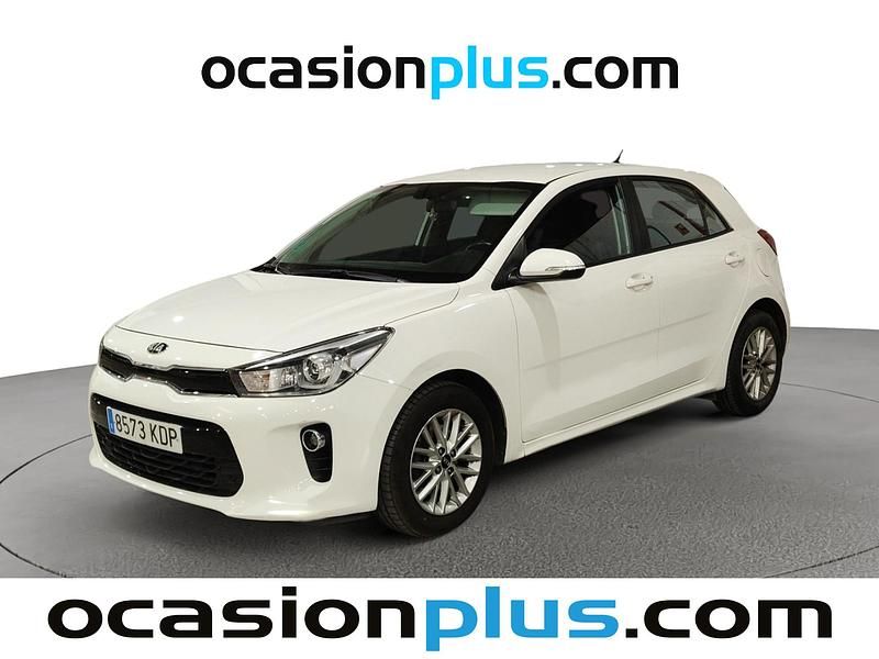 Blanco Usado 2017 Kia Rio Utilitario | 12.450 € (Caro) - Imagen 1/4