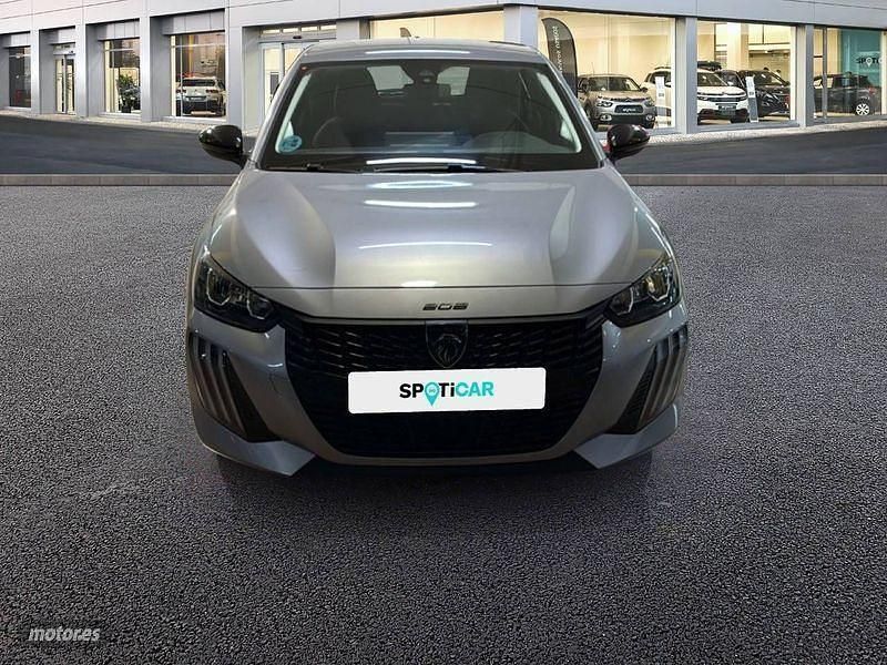 Usado Peugeot 208 Active 102 CV (75 kW) 2024 Gris Utilitario