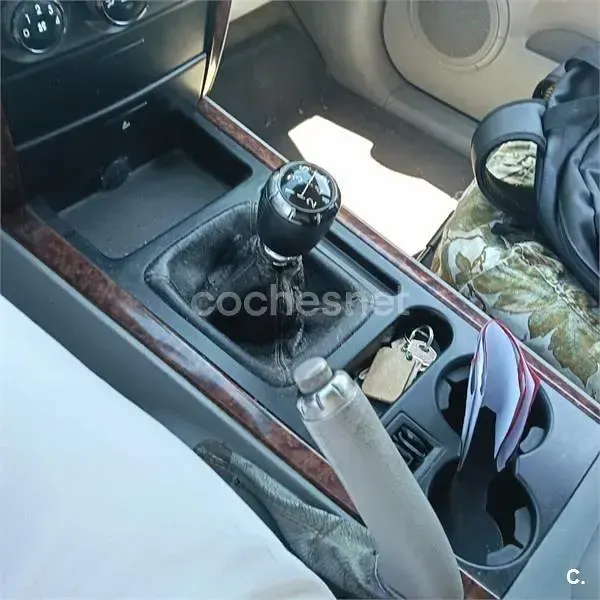Usado Kia Sorento EX 140 CV (102 kW) 2004 Gris / plata SUV