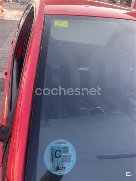 Rojo Usado 2009 VW Polo Edition Berlina | 2450 € (Super precio) - Imagen 1/4