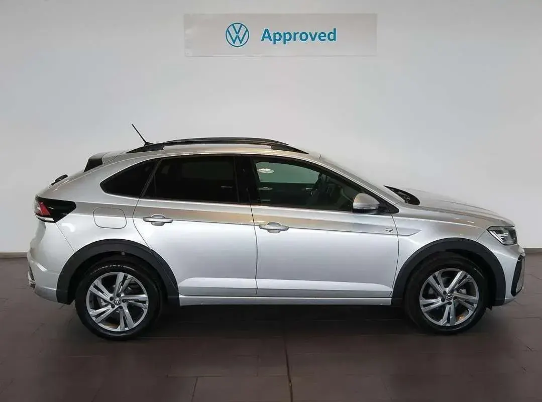 Usado VW Taigo R-line 116 CV (85 kW) 2024 Gris SUV