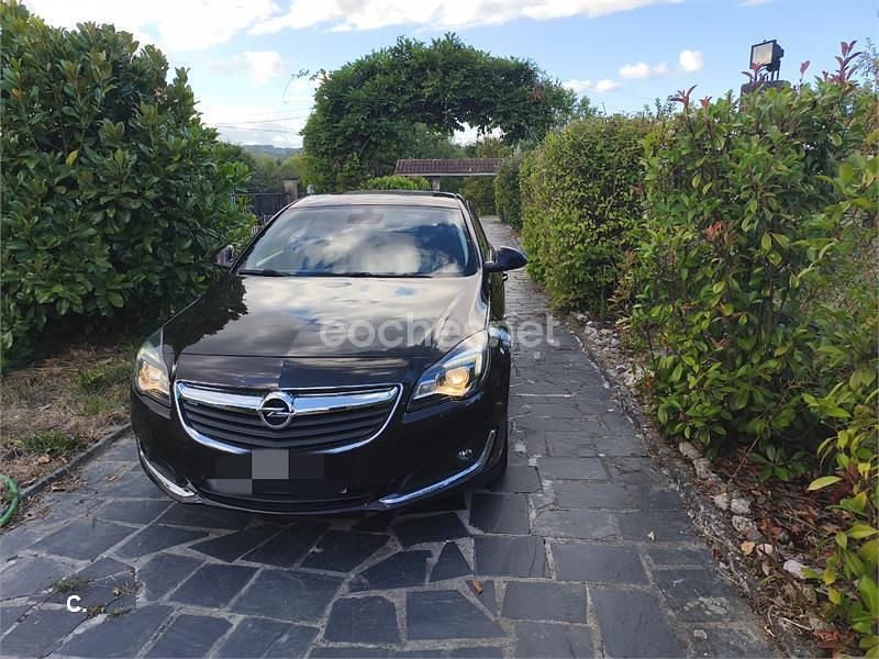 Granate Usado 2017 Opel Insignia Selective Berlina | 8600 € (Buen precio) - Imagen 1/4