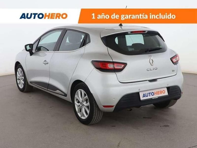 Usado Renault Clio IV Zen 91 CV (66 kW) 2017 Gris Berlina