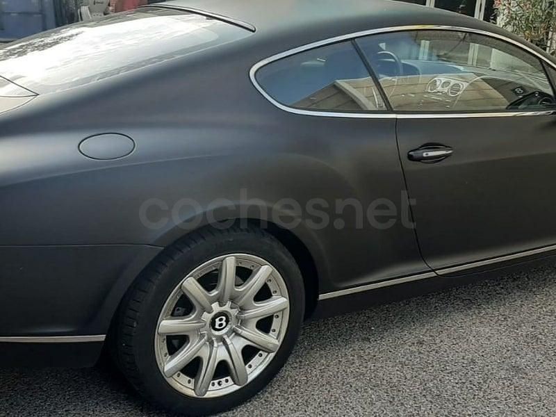 Usado Bentley Continental GT 560 CV (411 kW) 2005 Gris / plata Coupe