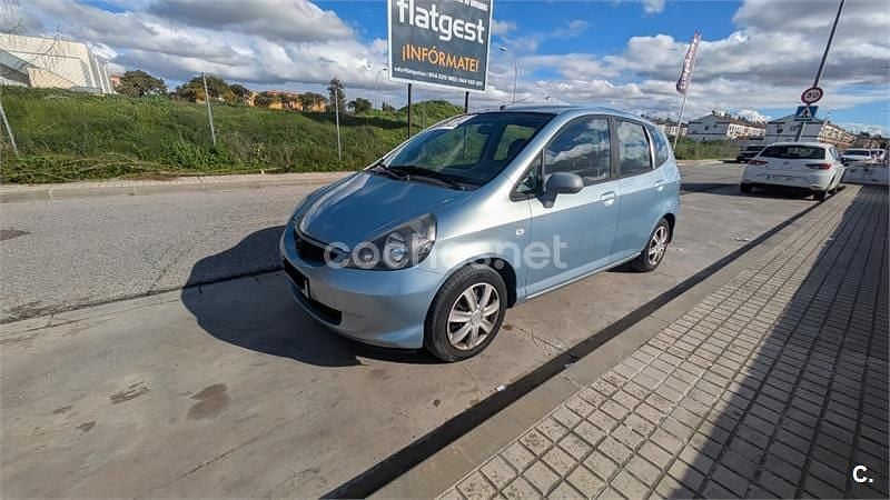 Usado Honda Jazz 78 CV (57 kW) 2007 Gris / plata Utilitario