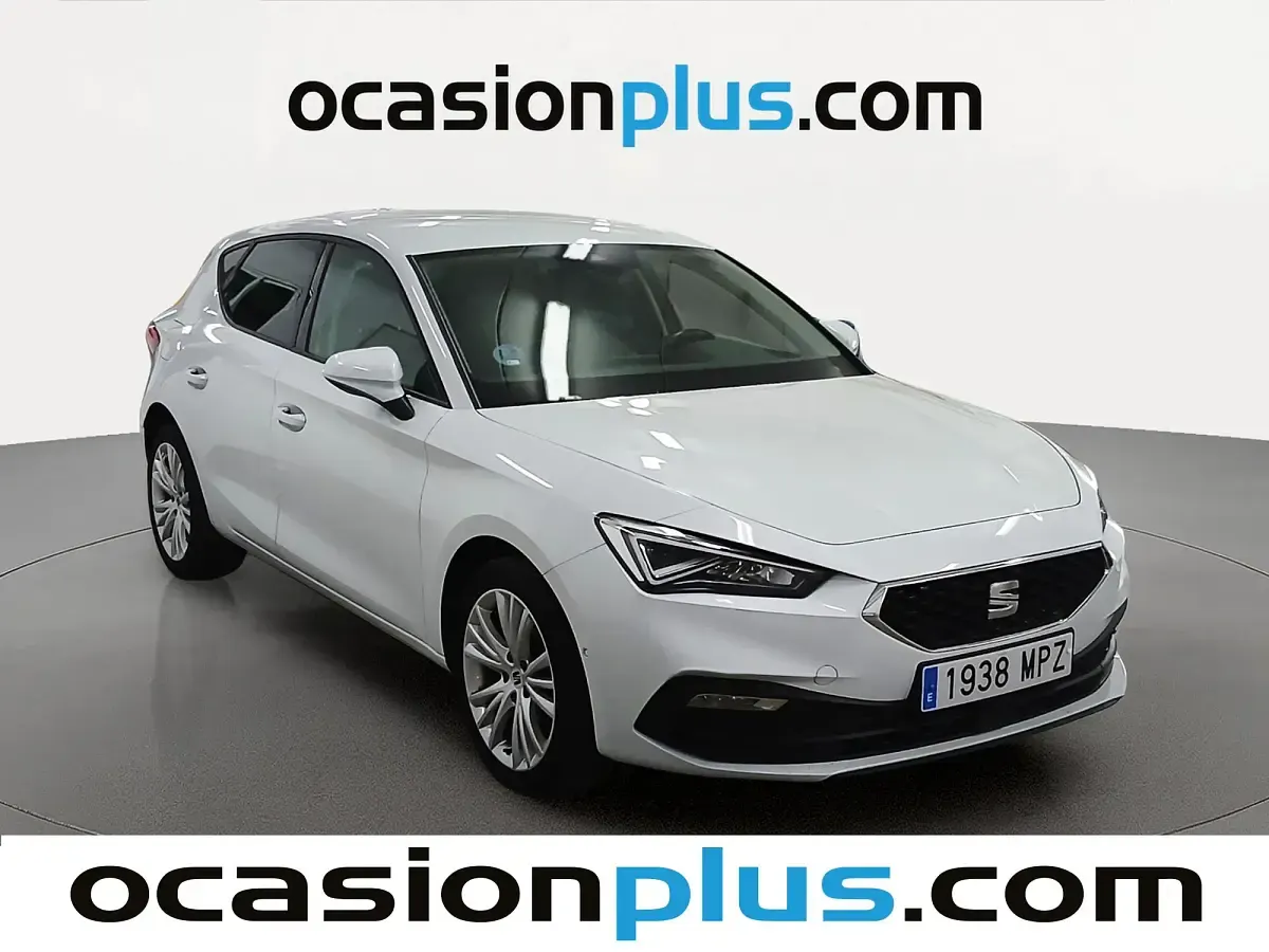 Usado Seat Leon Style 150 CV (110 kW) 2024 Blanco Utilitario