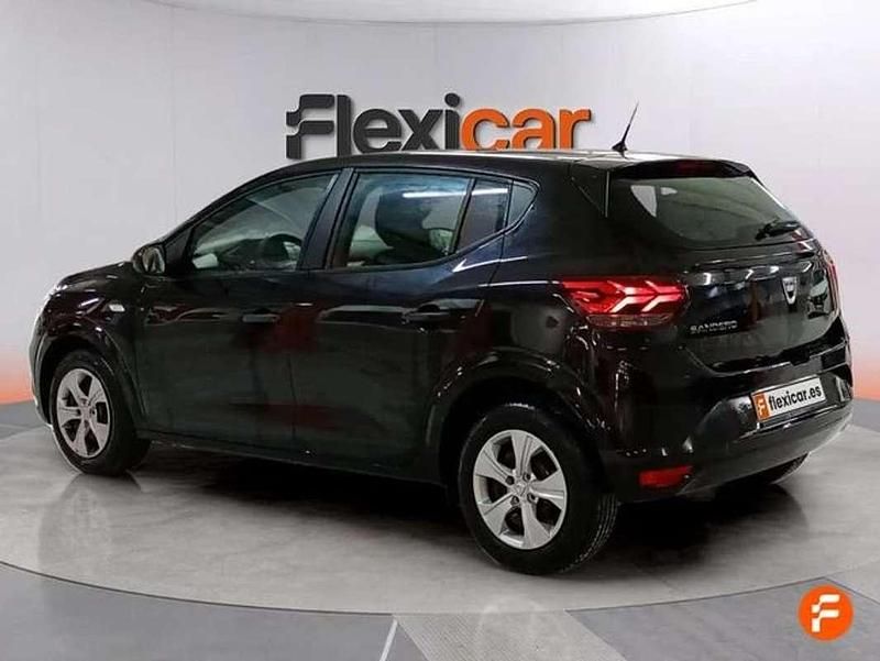 Usado Dacia Sandero Comfort 91 HP (66 kW) 2022 Preto Citadino