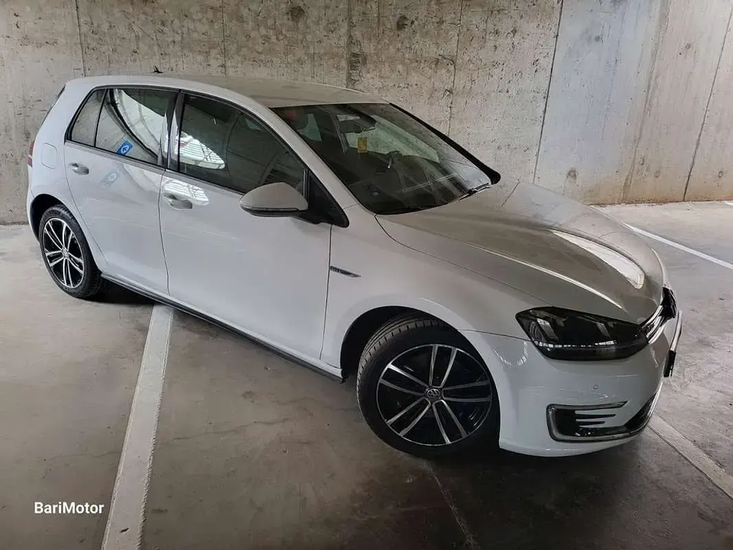 Usado VW Golf VII GTE 204 CV (150 kW) 2016 Blanco Berlina