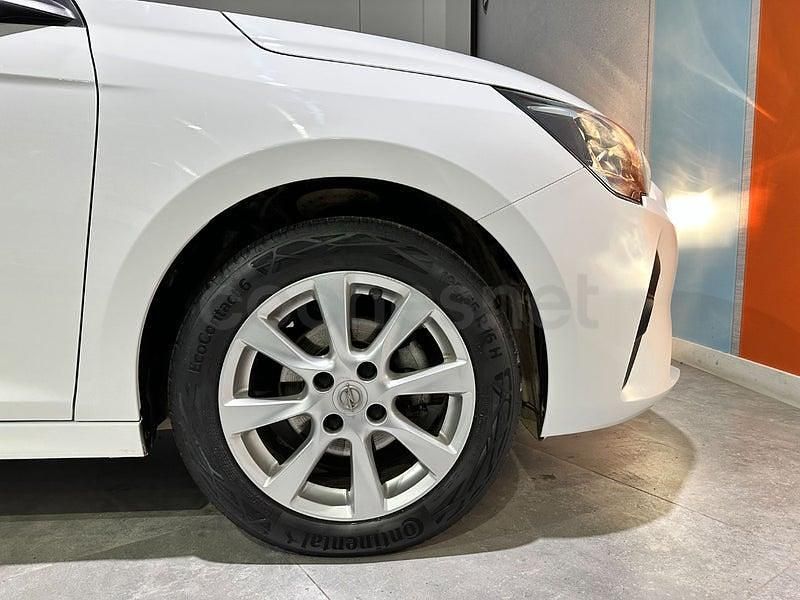 Usado Opel Corsa Edition 75 CV (55 kW) 2021 Blanco Utilitario