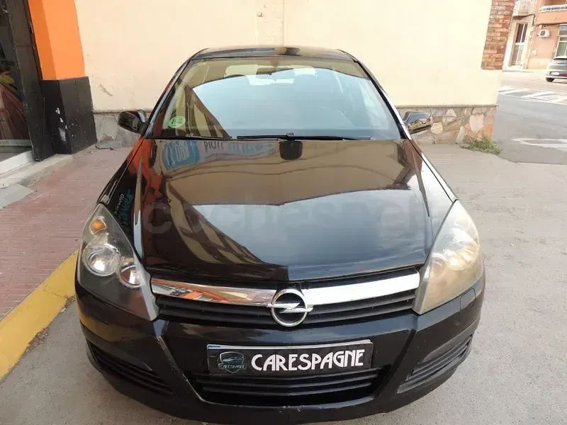 Usado Opel Astra Enjoy 105 CV (77 kW) 2006 Negro Berlina
