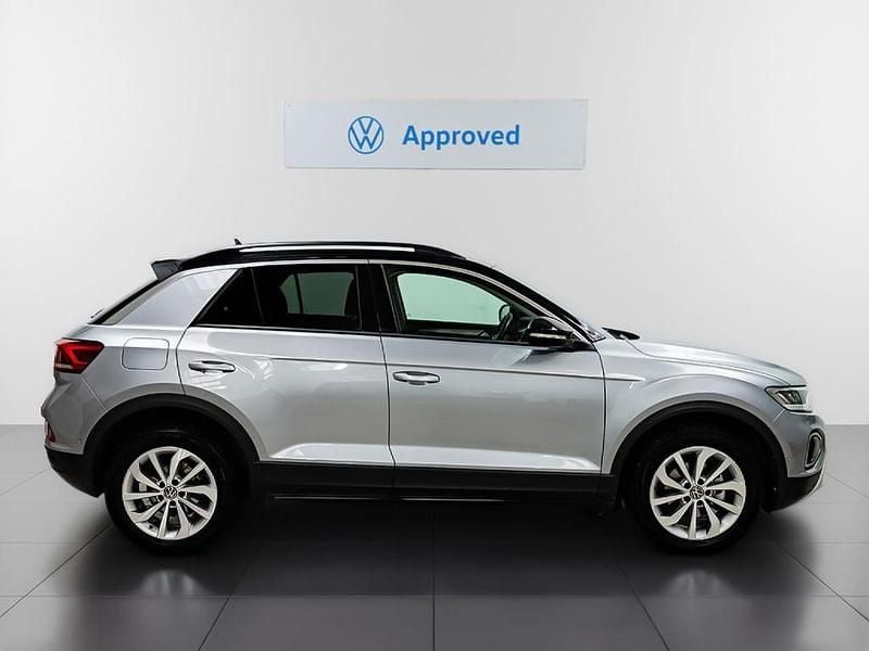 Usado VW T-Roc Life 150 CV (110 kW) 2022 Gris SUV