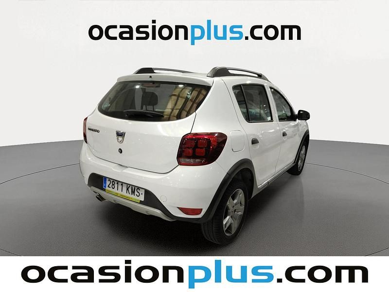 Usado Dacia Sandero Stepway 90 CV (66 kW) 2018 Blanco