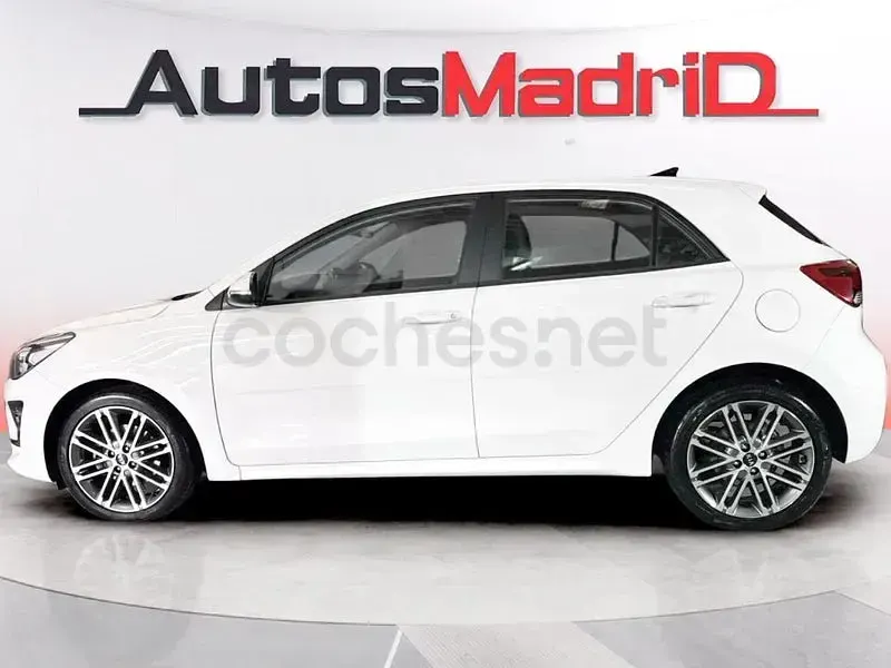 Usado Kia Rio GT-Line 120 CV (88 kW) 2021 Blanco Berlina