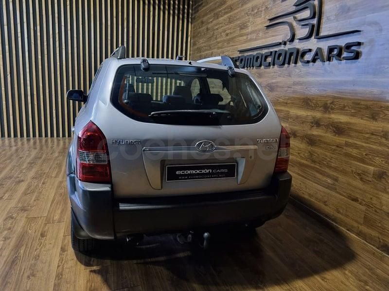 Usado Hyundai Tucson Comfort 112 CV (82 kW) 2005 Gris / plata SUV
