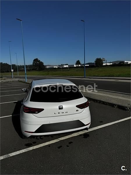 Blanco Usado 2019 Seat Leon FR Berlina | 17.500 € (Precio justo) - Imagen 1/4
