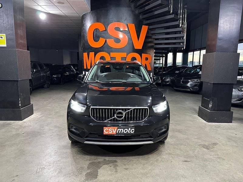 Usado Volvo XC40 Inscription 212 CV (155 kW) 2021 Negro SUV