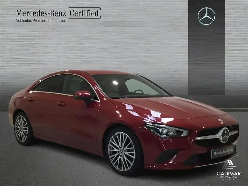 Usado Mercedes CLA200 150 CV (110 kW) 2021 Rojo Coupe