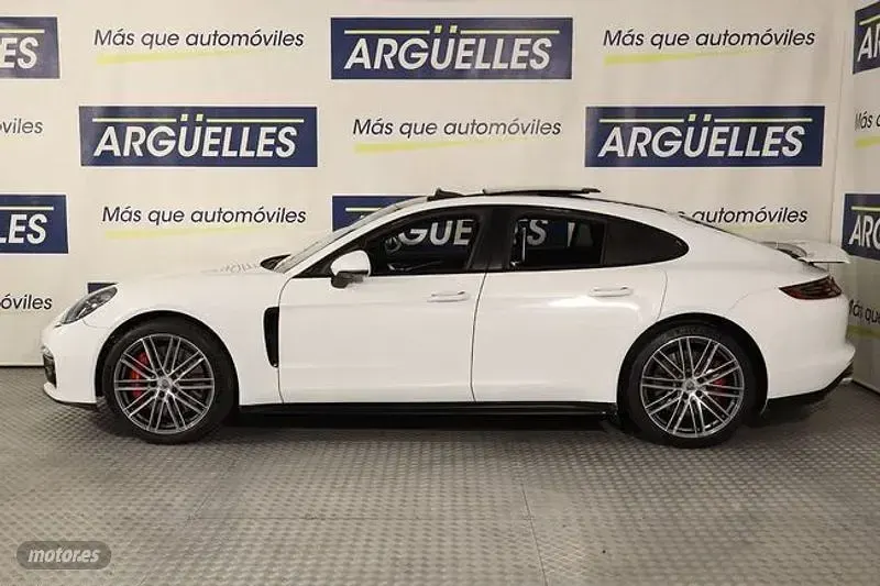 Usado Porsche Panamera Turbo 550 CV (404 kW) 2017 Blanco Utilitario