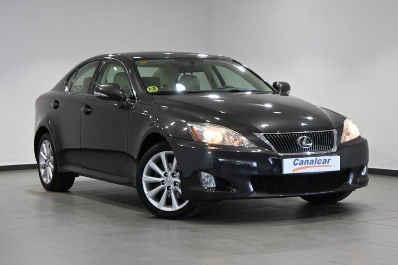 Usado Lexus IS220d Luxury Line 177 CV (130 kW) 2010 Marrón Berlina