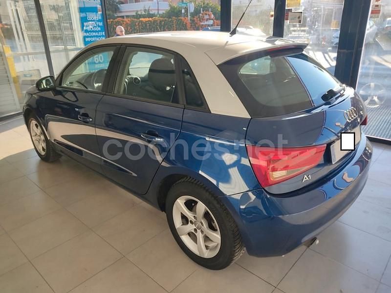 Usado Audi A1 Sportback Ambition 86 CV (63 kW) 2014 Azul Utilitario