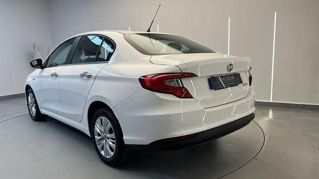 Usado Fiat Tipo Easy 95 CV (69 kW) 2017 Blanco Familiar