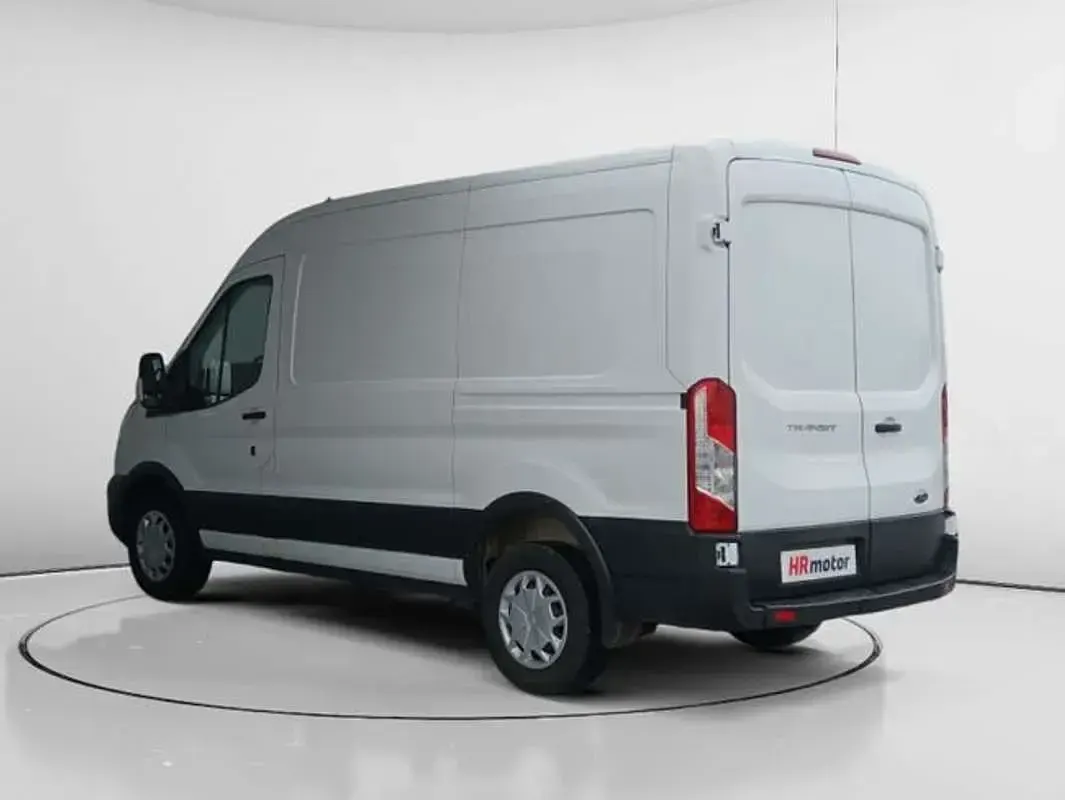 Usado Ford Transit Trend 131 CV (96 kW) 2021 Blanco Van