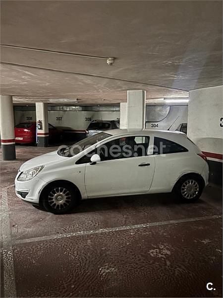 Blanco Usado 2010 Opel Corsa Berlina | 5500 € (Precio justo) - Imagen 1/4