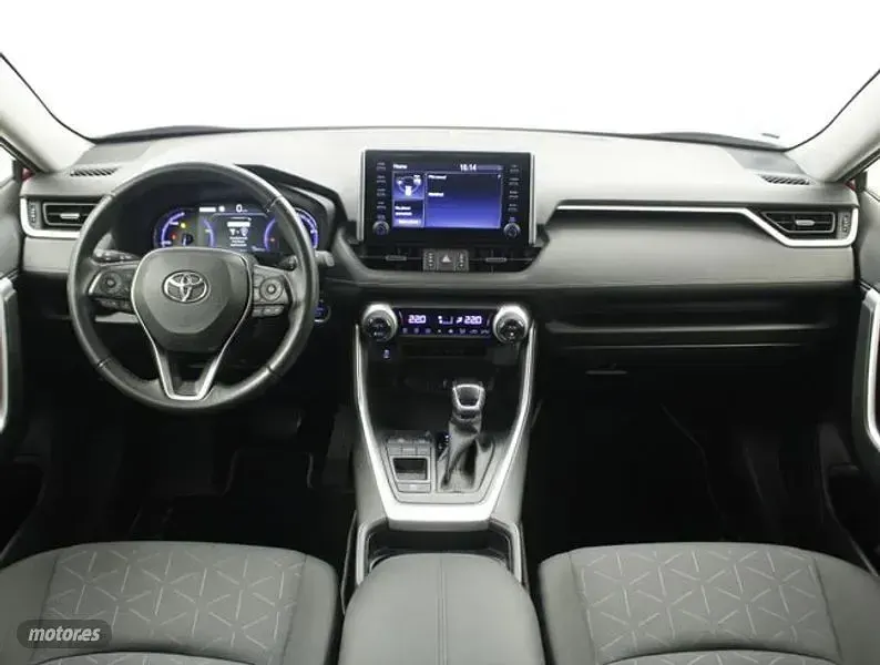 Usado Toyota RAV4 Advance 218 CV (160 kW) 2021 Rojo SUV