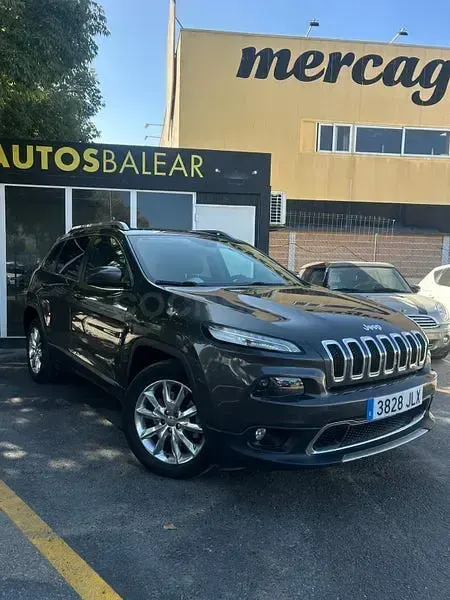 Usado Jeep Cherokee Limited 200 CV (147 kW) 2016 Gris / plata SUV