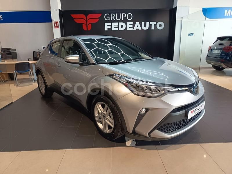 Usado Toyota C-HR Advance 140 CV (102 kW) 2023 Gris / plata SUV