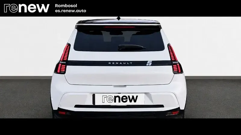 Usado Renault 5 E-Tech Techno 110 kW (150 CV) 2025 Blanco Berlina