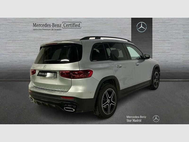 Usado Mercedes GLB200 150 CV (110 kW) 2025 Plateado SUV