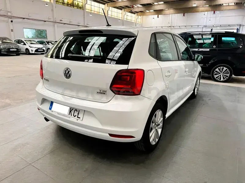 Usado VW Polo Advance 95 CV (69 kW) 2017 Blanco Berlina