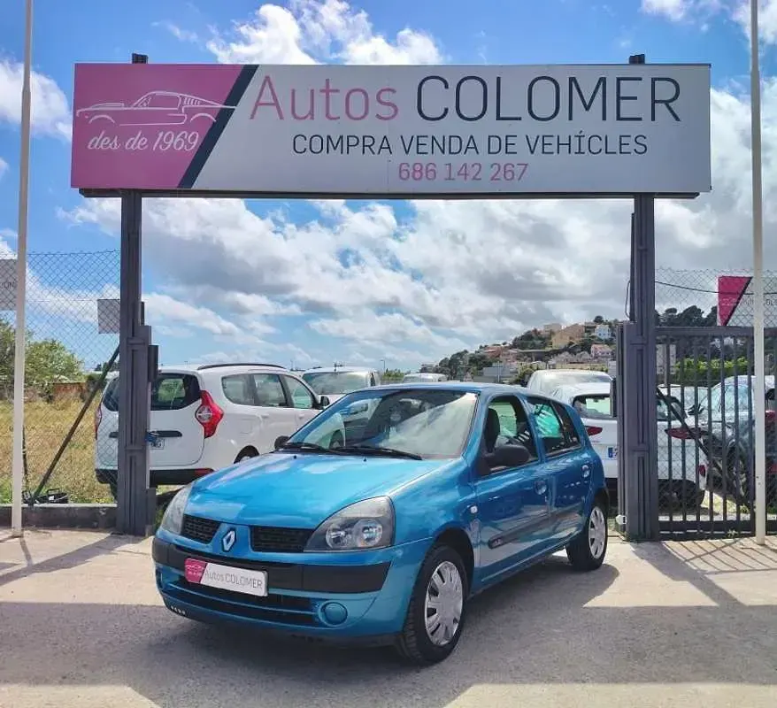 Usado Renault Clio II Authentique 60 CV (44 kW) 2003 Azul Utilitario