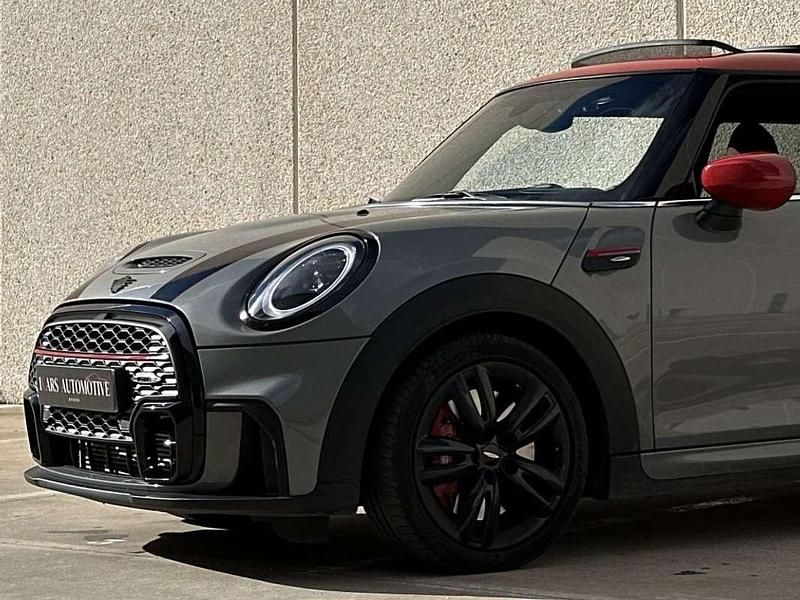 Usado Mini John Cooper Works 231 CV (169 kW) 2021 Gris Utilitario