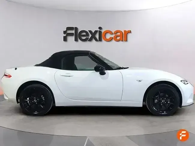Usado Mazda MX5 131 CV (96 kW) 2018 Blanco Descapotable