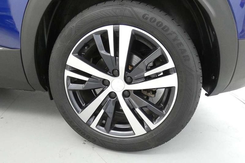 Usado Peugeot 3008 Allure 131 CV (96 kW) 2020 Azul SUV