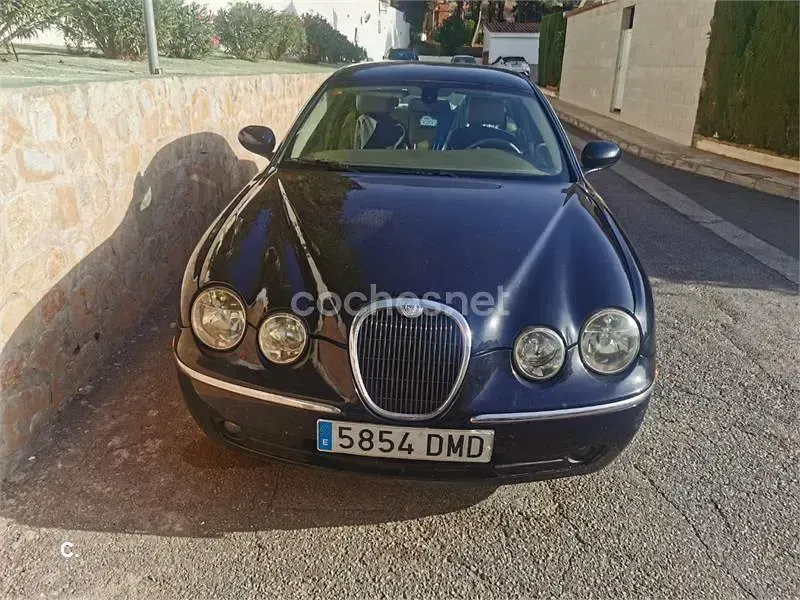 Usado Jaguar S-Type Executive 207 CV (152 kW) 2005 Negro Berlina