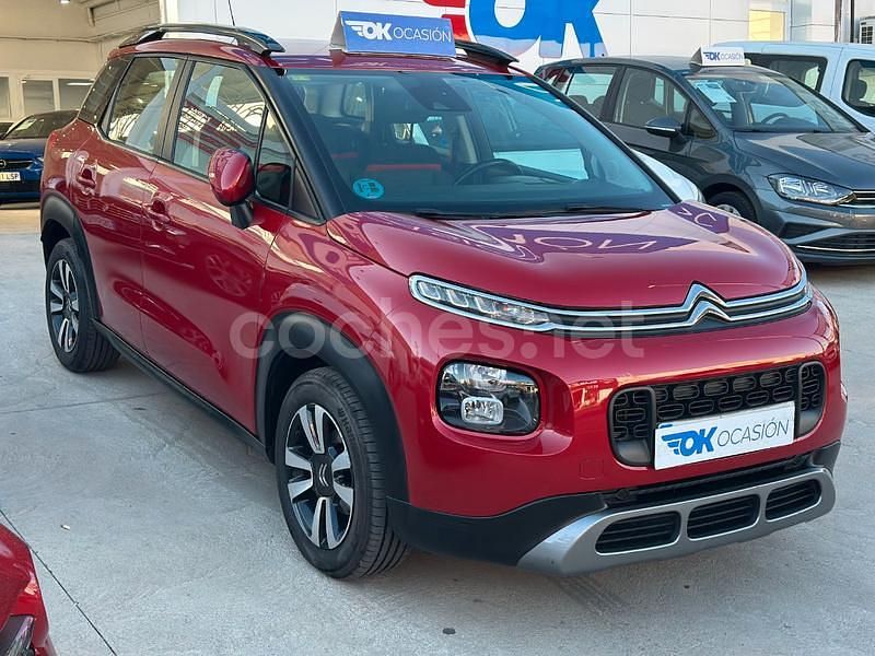 Usado Citroën C3 Aircross Shine 102 CV (75 kW) 2020 Granate SUV