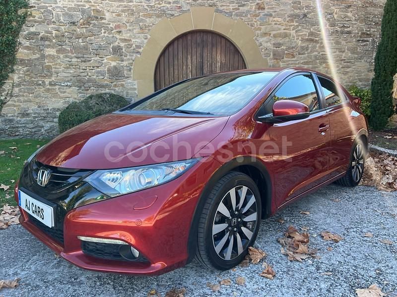 Granate Usado 2014 Honda Civic Lifestyle Berlina | 11.900 € (Caro) - Imagen 1/4