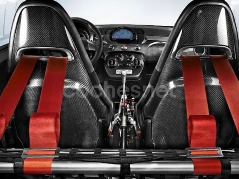 Gris / plata Usado 2015 Abarth 695 Utilitario | 29.990 € - Imagen 1/4