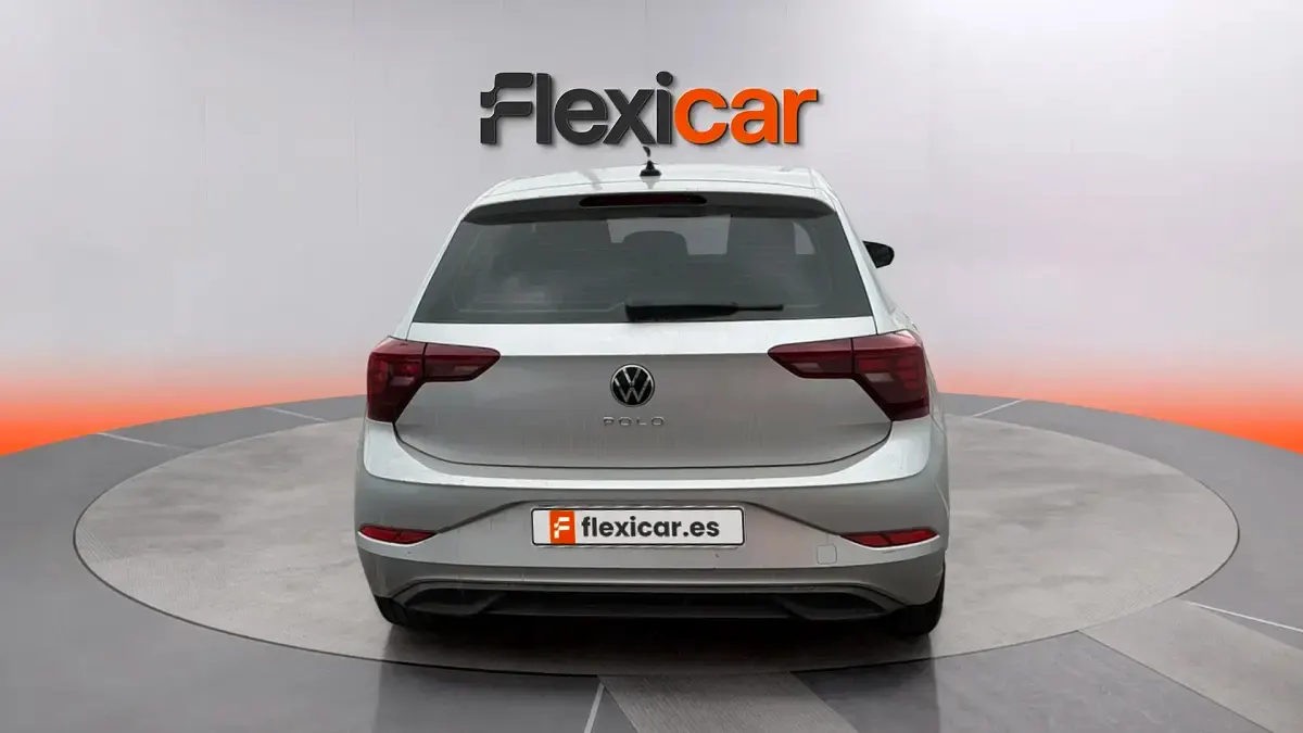 Używany VW Polo Life 95 KM (69 kW) 2023 Szary Hatchback