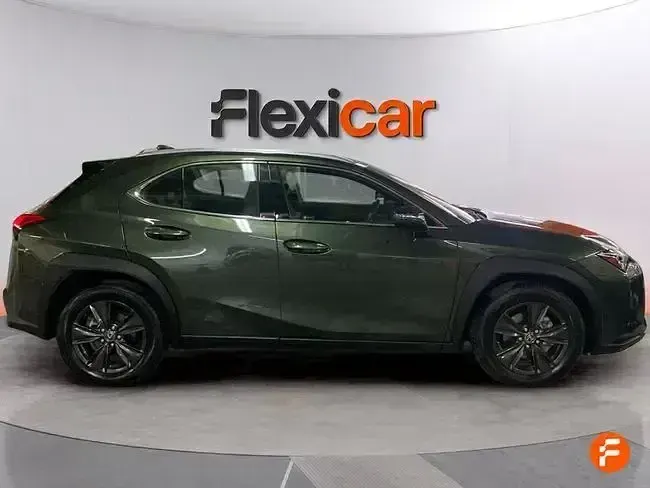 Usado Lexus UX Business Edition 184 CV (135 kW) 2019 Verde SUV