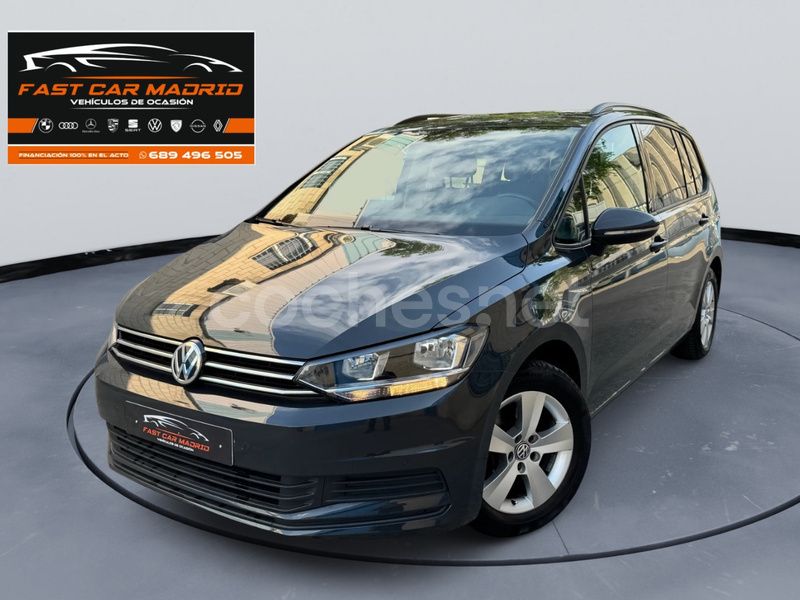Gris / plata Usado 2017 VW Touran Edition Monovolumen | 16.900 € (Buen precio) - Imagen 1/4