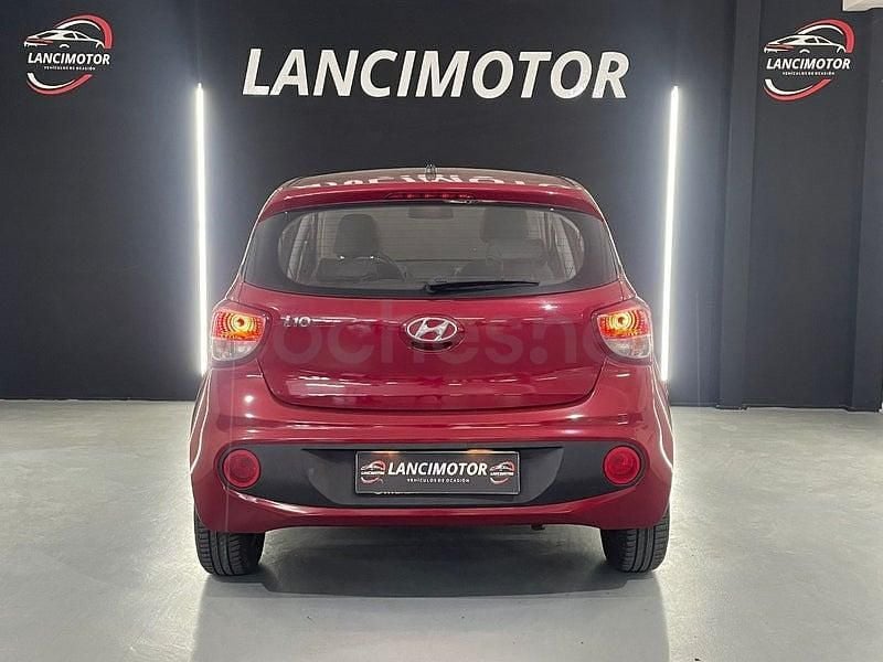 Usado Hyundai i10 Style 87 CV (63 kW) 2019 Granate Utilitario