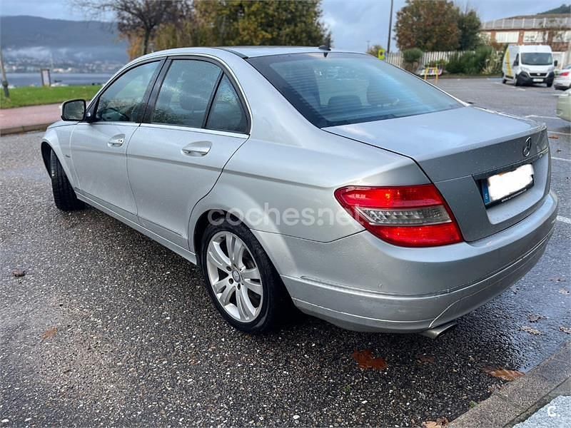 Usado Mercedes C220 Avantgarde 170 CV (125 kW) 2009 Gris / plata Berlina