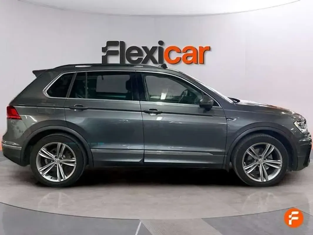 Usado VW Tiguan Sport 150 CV (110 kW) 2019 Gris SUV