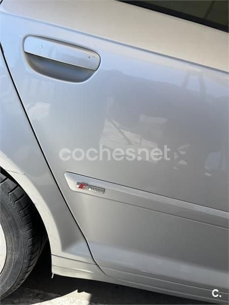 Gris / plata Usado 2006 Audi A3 Sportback Berlina | 7500 € (Buen precio) - Imagen 1/4