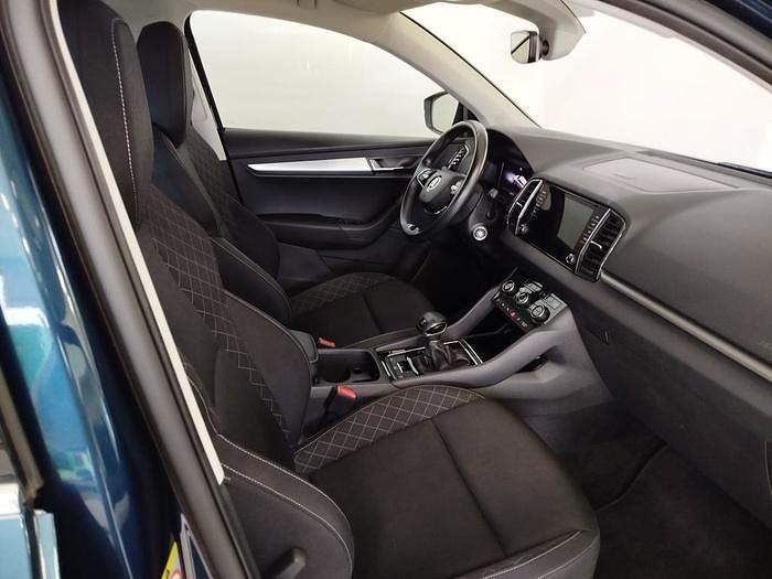 Usado Skoda Karoq Ambition 115 CV (84 kW) 2021 Azul SUV