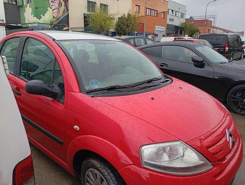 Usado Citroën C3 Furio 61 CV (44 kW) 2006 Rojo Utilitario